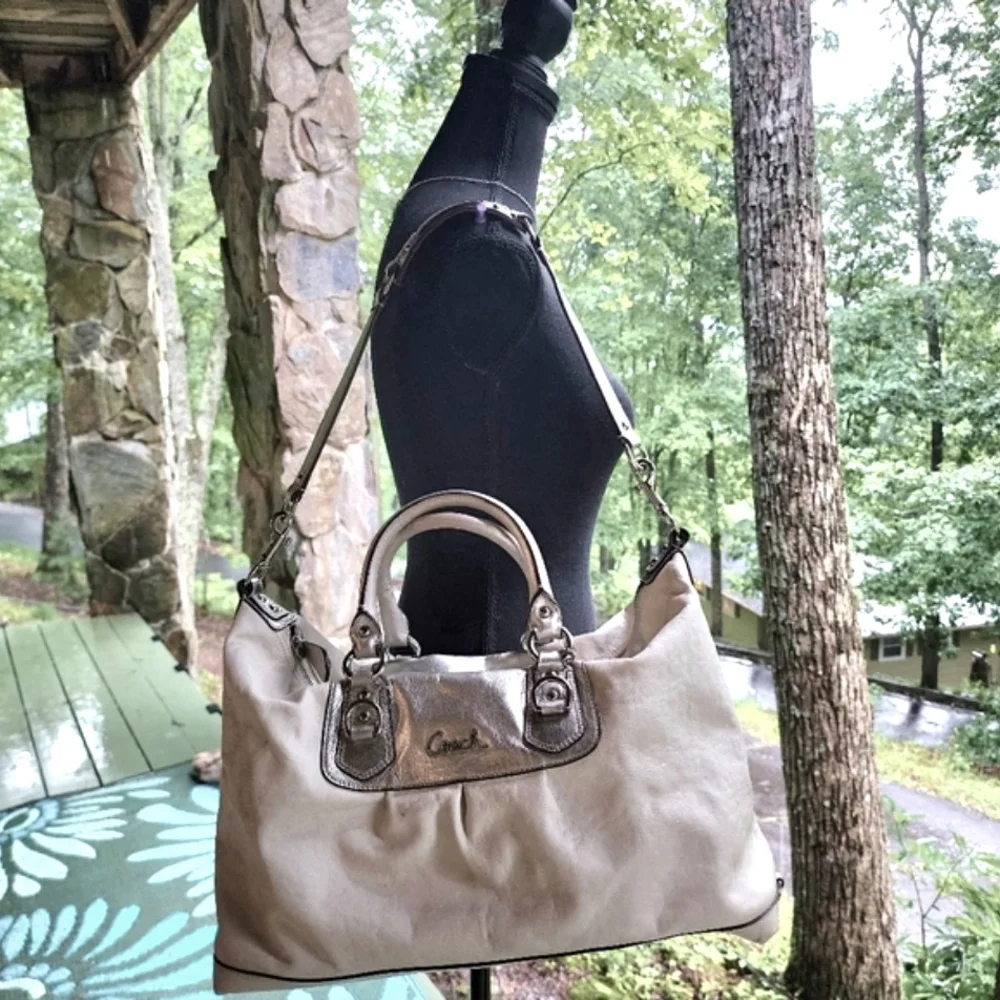 COACH authentic Slouch purse
